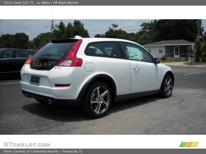 Ice White / Off Black/Blonde 2013 Volvo C30 T5