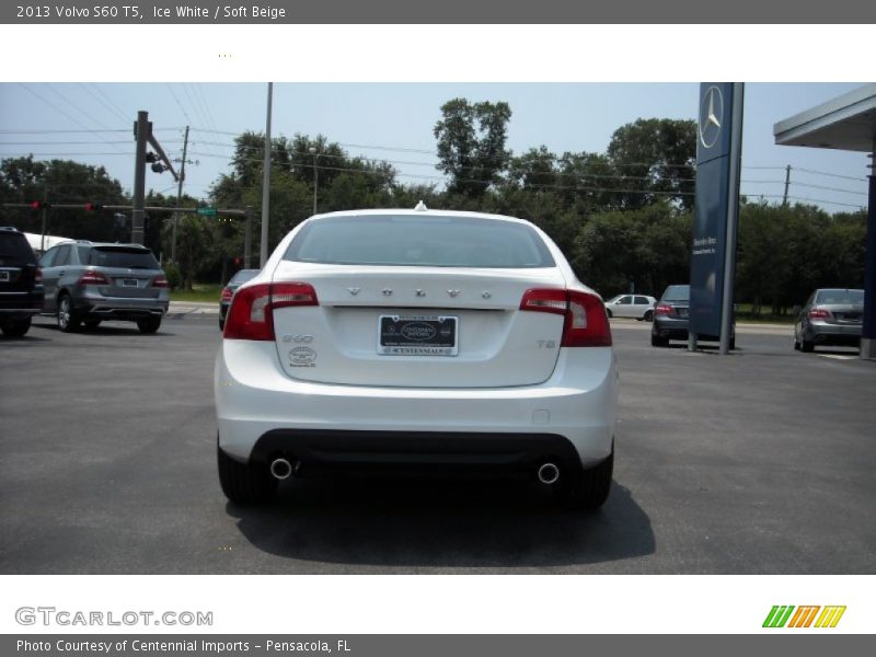 Ice White / Soft Beige 2013 Volvo S60 T5