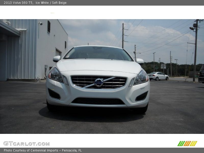 Ice White / Soft Beige 2013 Volvo S60 T5