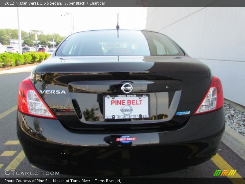 Super Black / Charcoal 2012 Nissan Versa 1.6 S Sedan