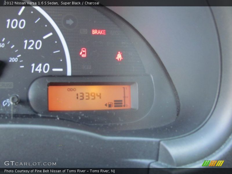 Super Black / Charcoal 2012 Nissan Versa 1.6 S Sedan