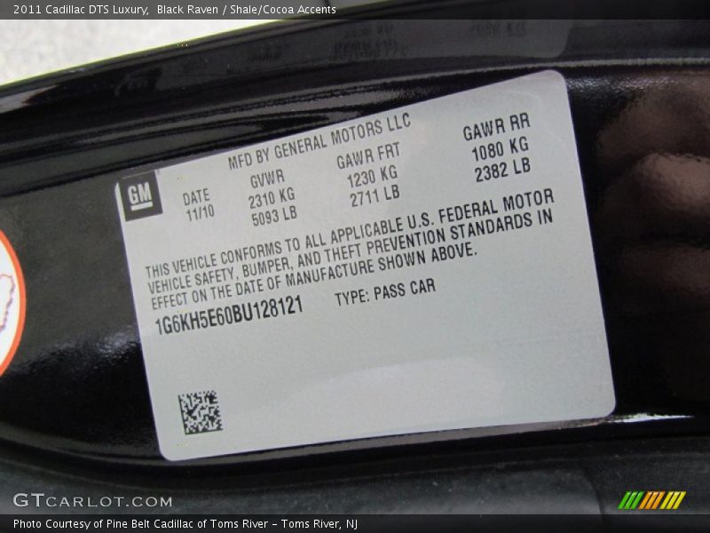 Black Raven / Shale/Cocoa Accents 2011 Cadillac DTS Luxury