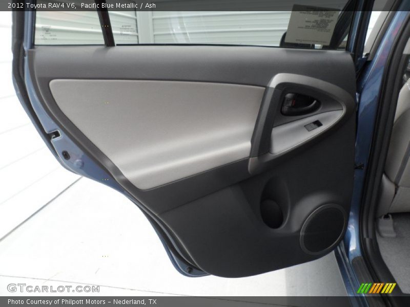 Door Panel of 2012 RAV4 V6