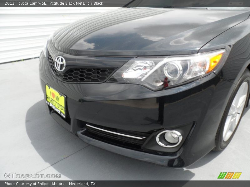 Attitude Black Metallic / Black 2012 Toyota Camry SE