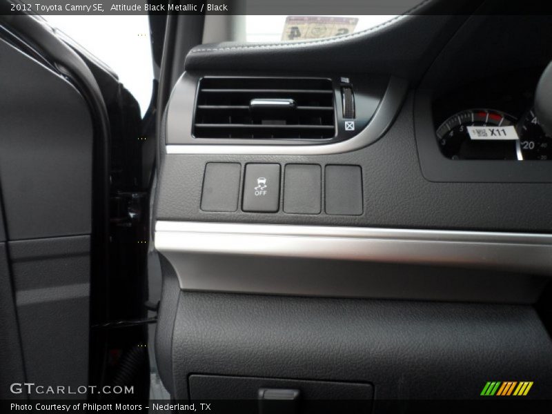Attitude Black Metallic / Black 2012 Toyota Camry SE