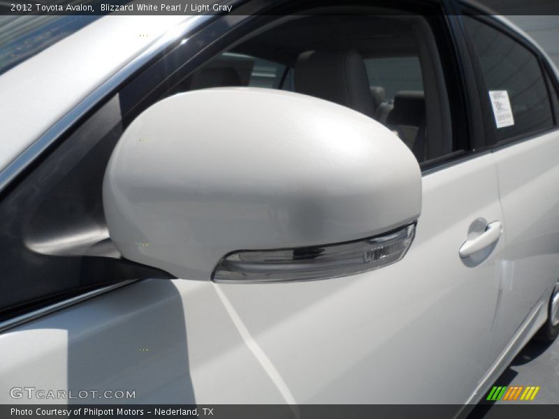 Blizzard White Pearl / Light Gray 2012 Toyota Avalon
