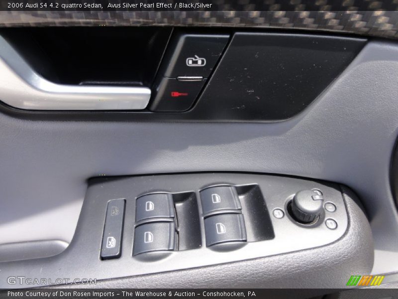 Controls of 2006 S4 4.2 quattro Sedan