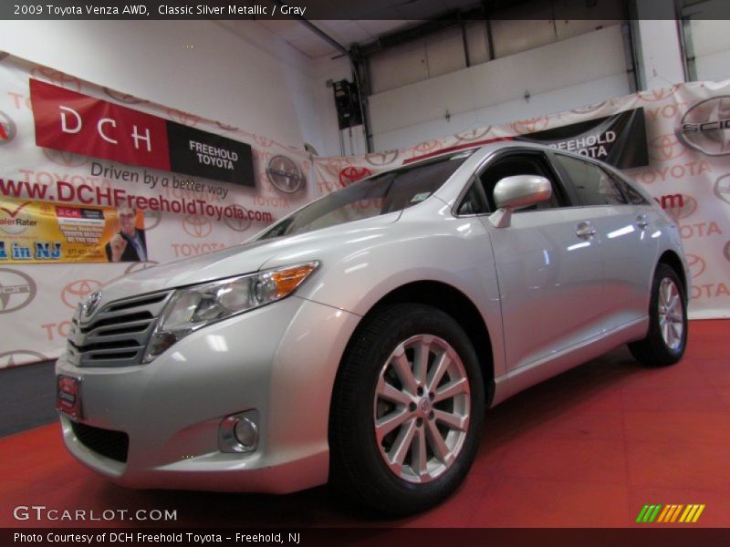 Classic Silver Metallic / Gray 2009 Toyota Venza AWD