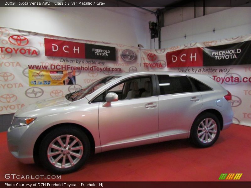 Classic Silver Metallic / Gray 2009 Toyota Venza AWD