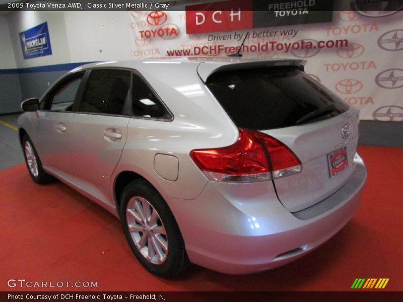 Classic Silver Metallic / Gray 2009 Toyota Venza AWD