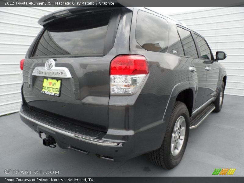Magnetic Gray Metallic / Graphite 2012 Toyota 4Runner SR5