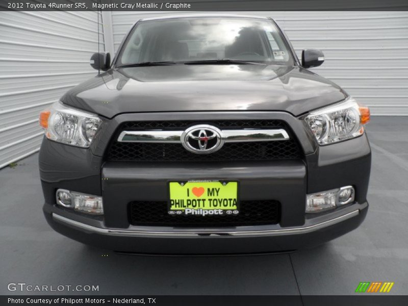 Magnetic Gray Metallic / Graphite 2012 Toyota 4Runner SR5