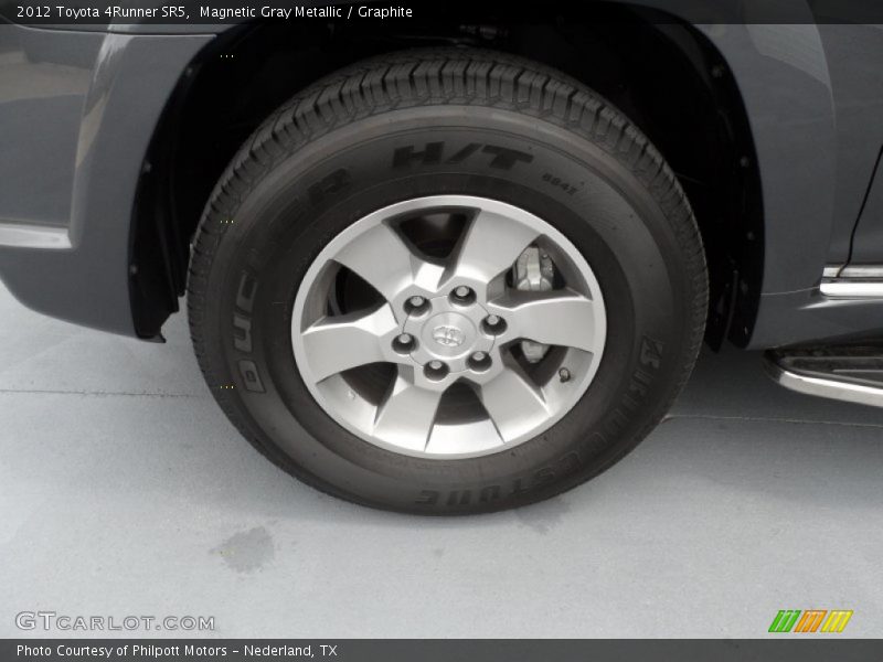 Magnetic Gray Metallic / Graphite 2012 Toyota 4Runner SR5