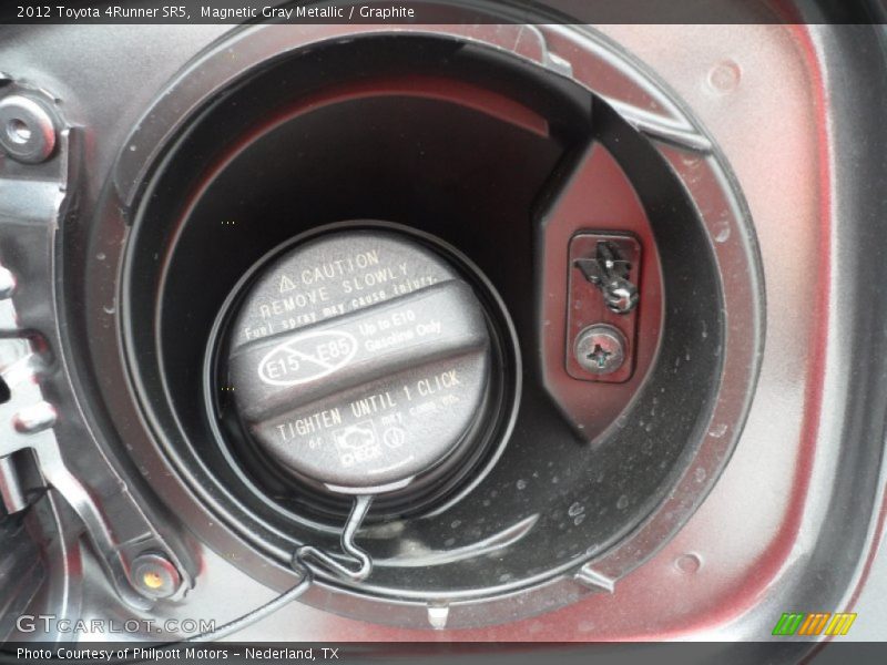 Magnetic Gray Metallic / Graphite 2012 Toyota 4Runner SR5