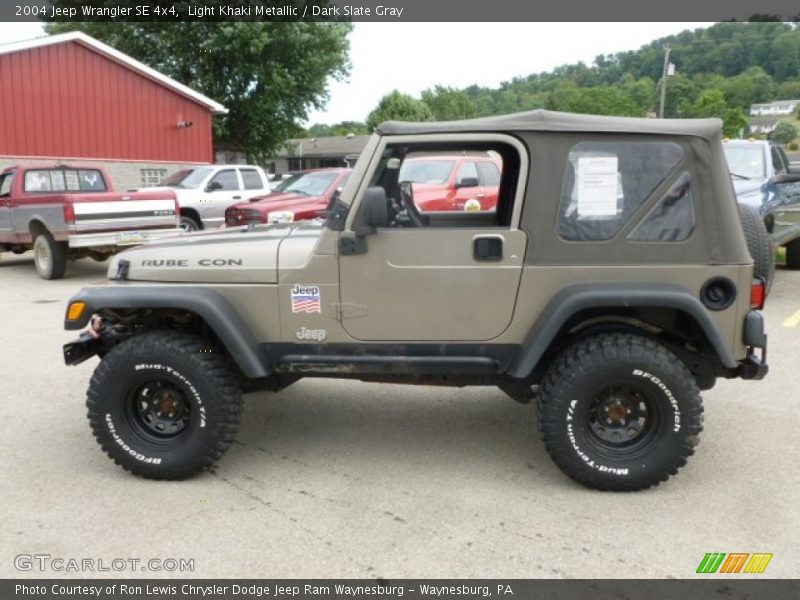 Light Khaki Metallic / Dark Slate Gray 2004 Jeep Wrangler SE 4x4
