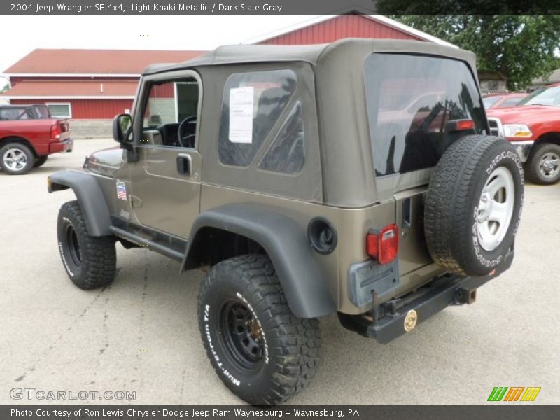 Light Khaki Metallic / Dark Slate Gray 2004 Jeep Wrangler SE 4x4