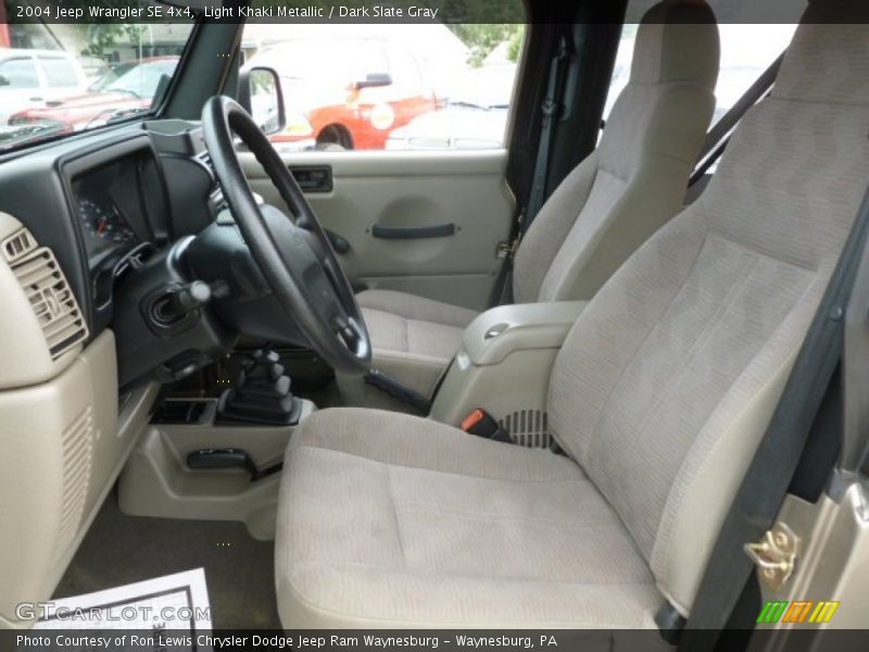 Light Khaki Metallic / Dark Slate Gray 2004 Jeep Wrangler SE 4x4