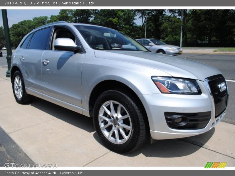 Ice Silver Metallic / Black 2010 Audi Q5 3.2 quattro