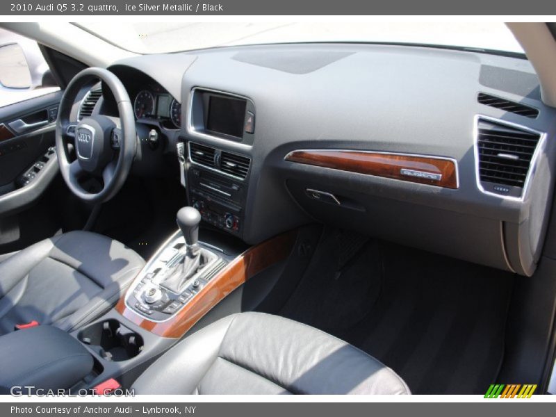 Ice Silver Metallic / Black 2010 Audi Q5 3.2 quattro