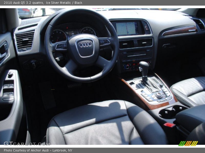 Ice Silver Metallic / Black 2010 Audi Q5 3.2 quattro