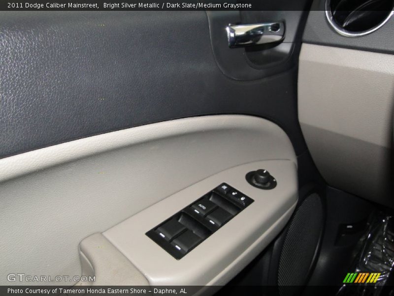 Bright Silver Metallic / Dark Slate/Medium Graystone 2011 Dodge Caliber Mainstreet