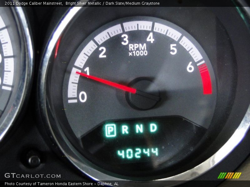 Bright Silver Metallic / Dark Slate/Medium Graystone 2011 Dodge Caliber Mainstreet