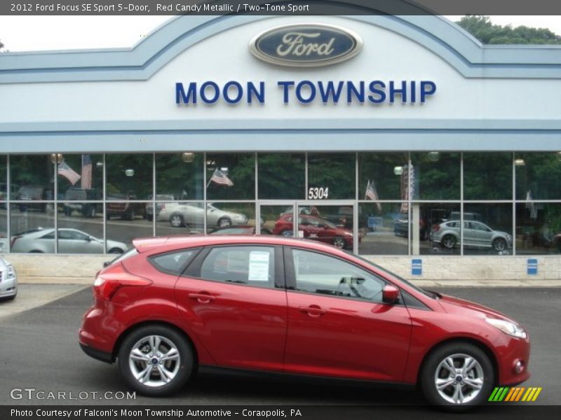 Red Candy Metallic / Two-Tone Sport 2012 Ford Focus SE Sport 5-Door