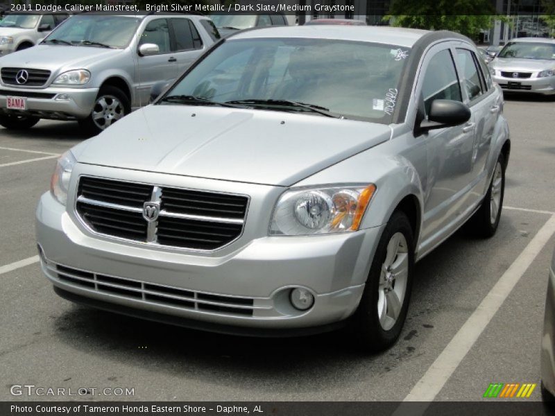 Bright Silver Metallic / Dark Slate/Medium Graystone 2011 Dodge Caliber Mainstreet