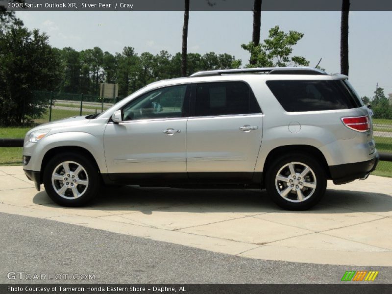 Silver Pearl / Gray 2008 Saturn Outlook XR