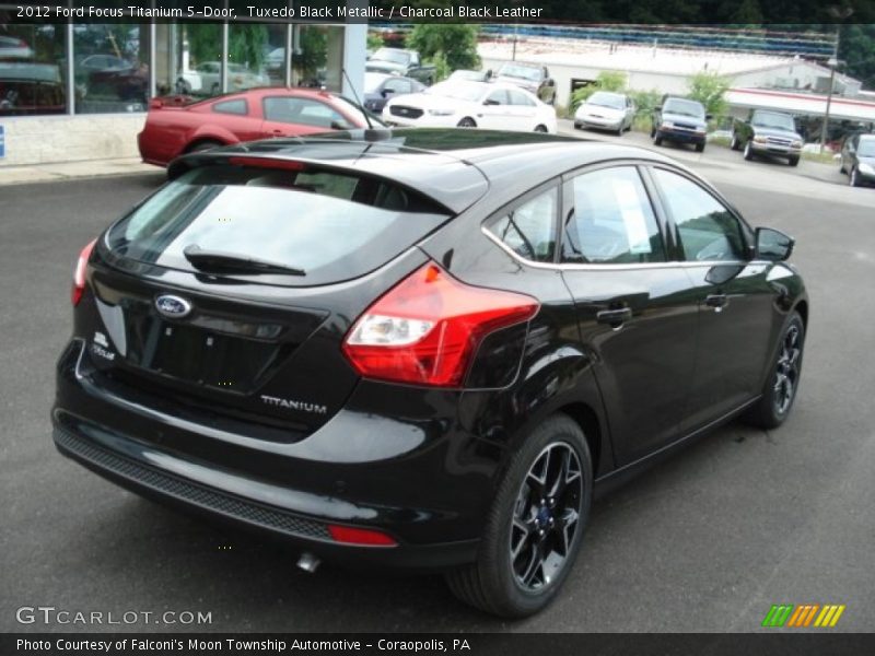 Tuxedo Black Metallic / Charcoal Black Leather 2012 Ford Focus Titanium 5-Door