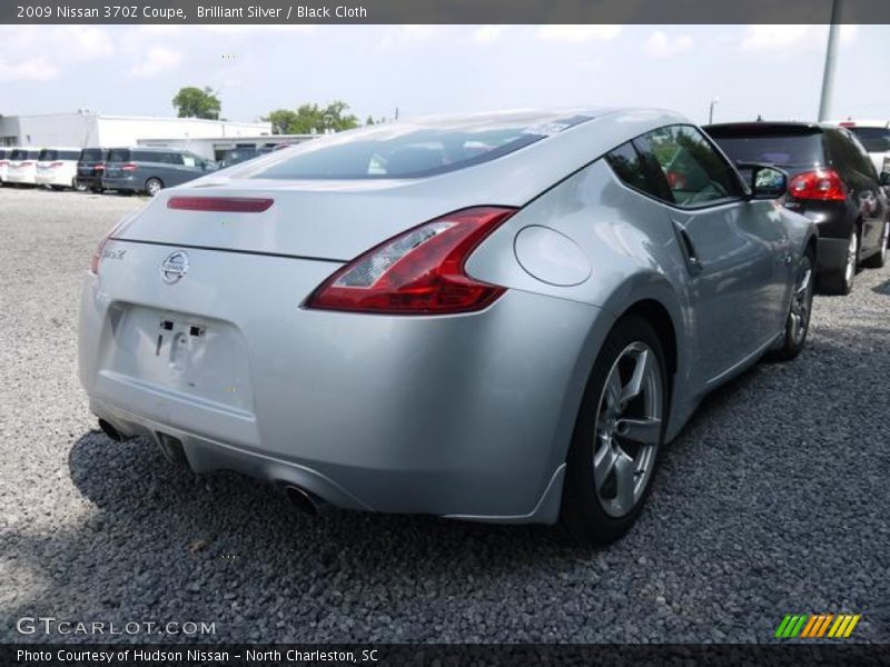 Brilliant Silver / Black Cloth 2009 Nissan 370Z Coupe