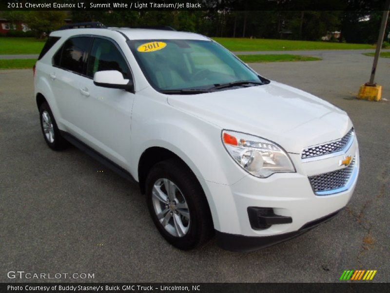 Summit White / Light Titanium/Jet Black 2011 Chevrolet Equinox LT