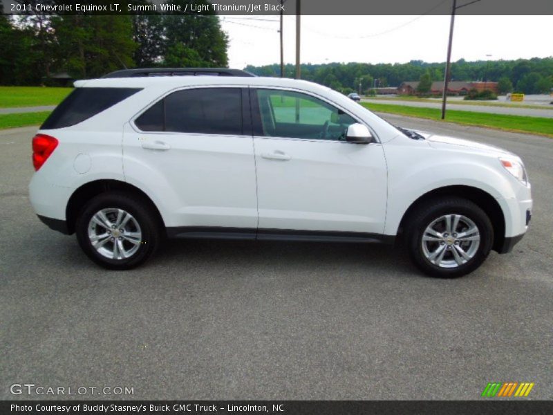 Summit White / Light Titanium/Jet Black 2011 Chevrolet Equinox LT
