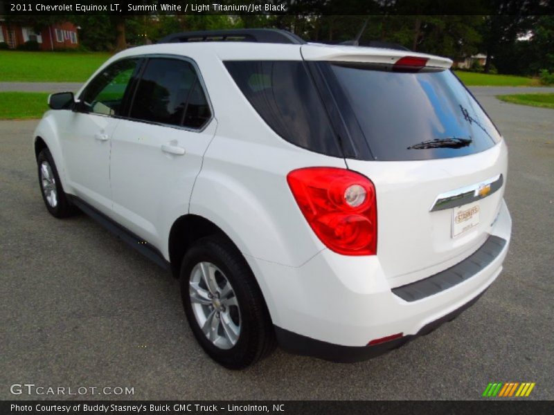 Summit White / Light Titanium/Jet Black 2011 Chevrolet Equinox LT