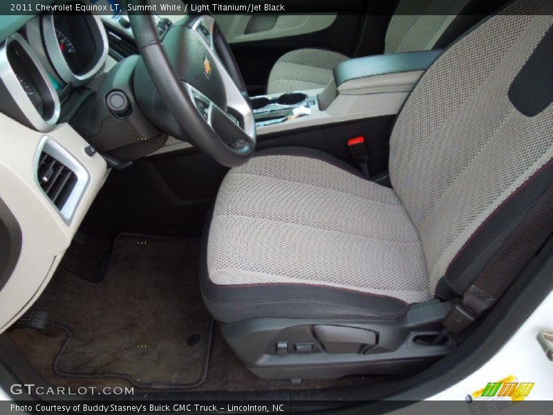 Summit White / Light Titanium/Jet Black 2011 Chevrolet Equinox LT