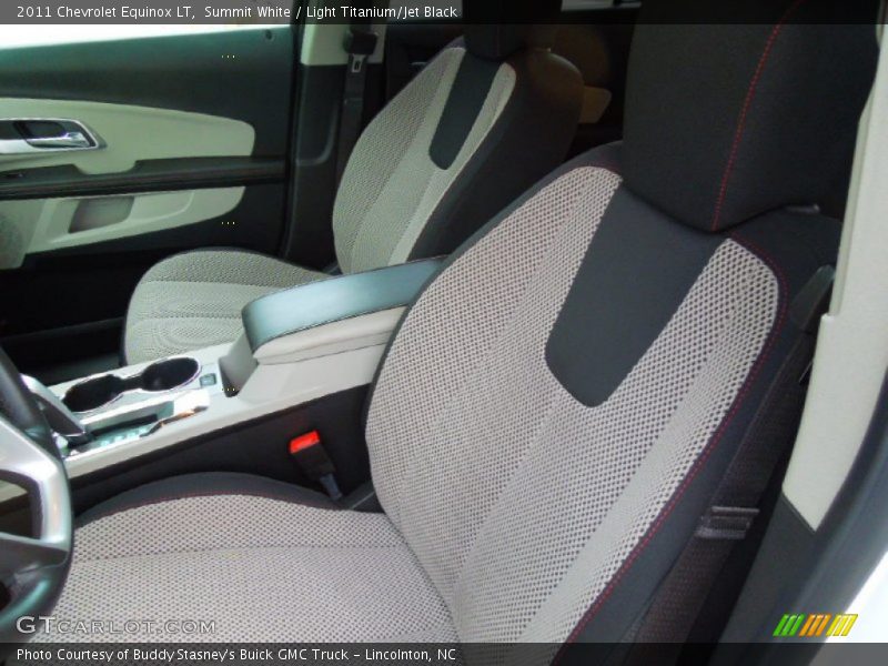 Summit White / Light Titanium/Jet Black 2011 Chevrolet Equinox LT