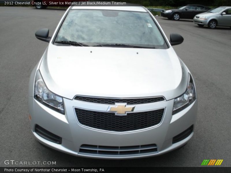 Silver Ice Metallic / Jet Black/Medium Titanium 2012 Chevrolet Cruze LS