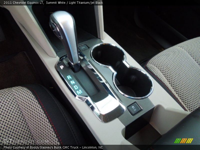 Summit White / Light Titanium/Jet Black 2011 Chevrolet Equinox LT