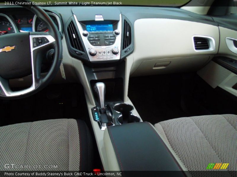 Summit White / Light Titanium/Jet Black 2011 Chevrolet Equinox LT