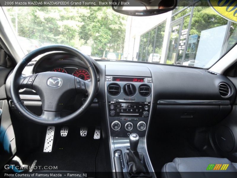 Dashboard of 2006 MAZDA6 MAZDASPEED6 Grand Touring