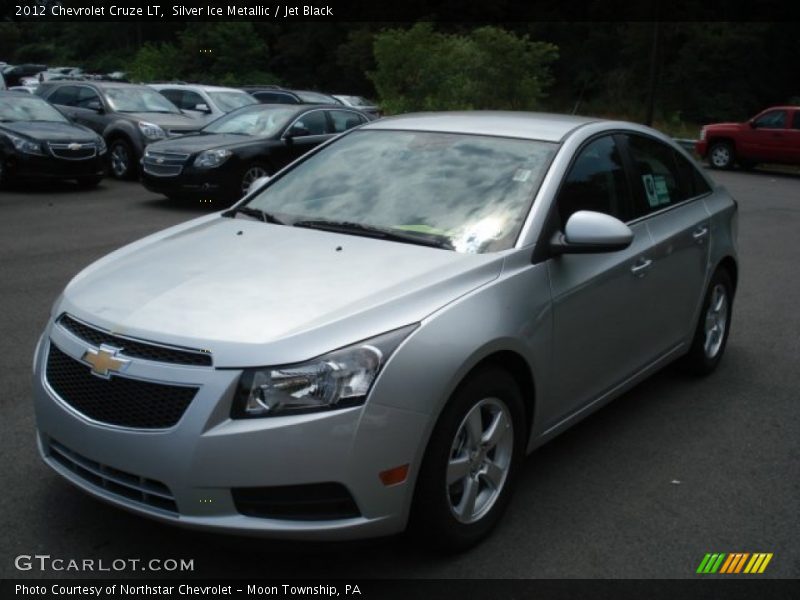 Silver Ice Metallic / Jet Black 2012 Chevrolet Cruze LT