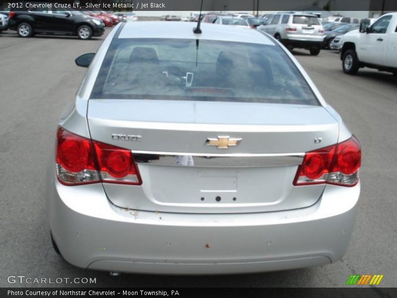 Silver Ice Metallic / Jet Black 2012 Chevrolet Cruze LT