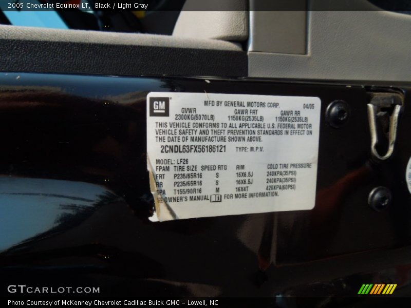 Black / Light Gray 2005 Chevrolet Equinox LT