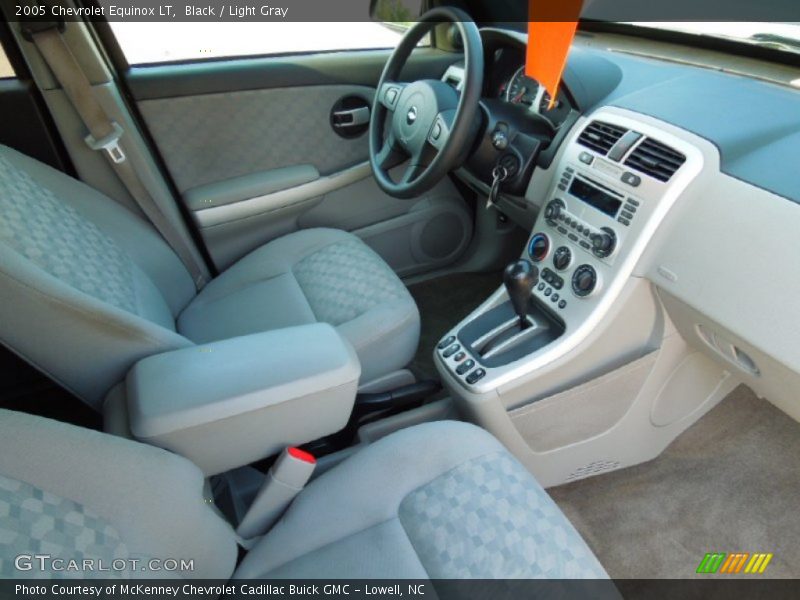 Black / Light Gray 2005 Chevrolet Equinox LT