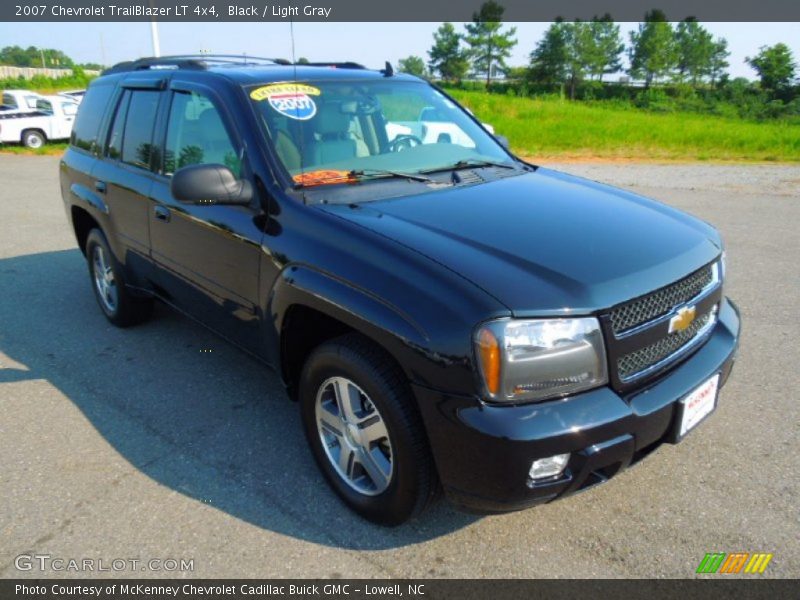 Black / Light Gray 2007 Chevrolet TrailBlazer LT 4x4