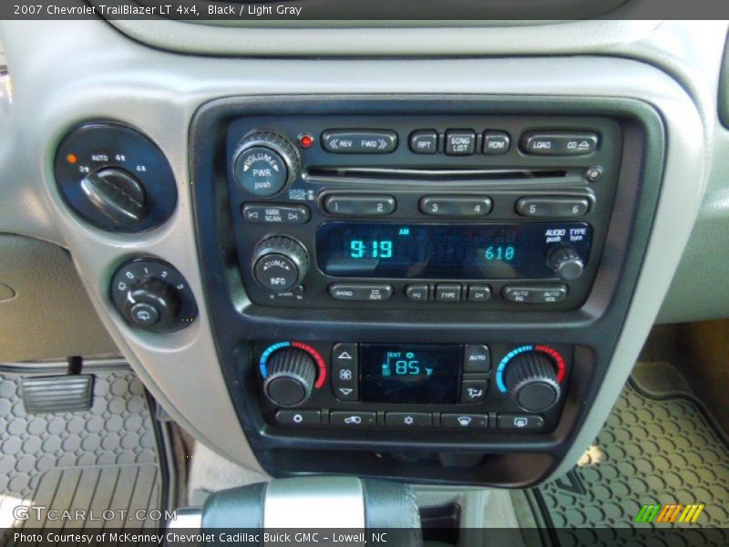 Black / Light Gray 2007 Chevrolet TrailBlazer LT 4x4