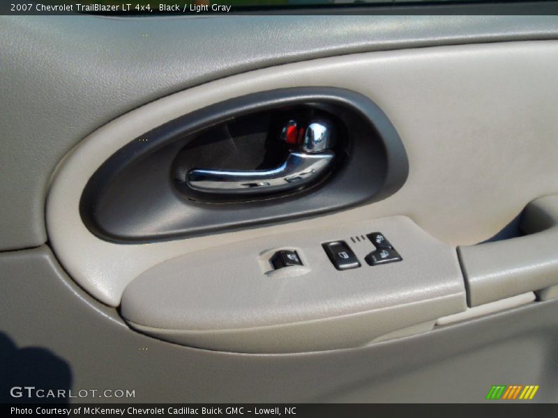 Black / Light Gray 2007 Chevrolet TrailBlazer LT 4x4