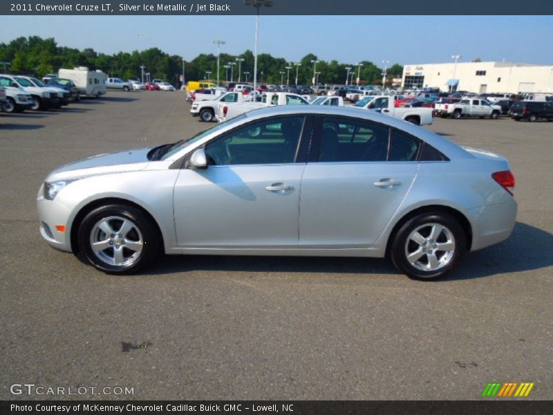 Silver Ice Metallic / Jet Black 2011 Chevrolet Cruze LT