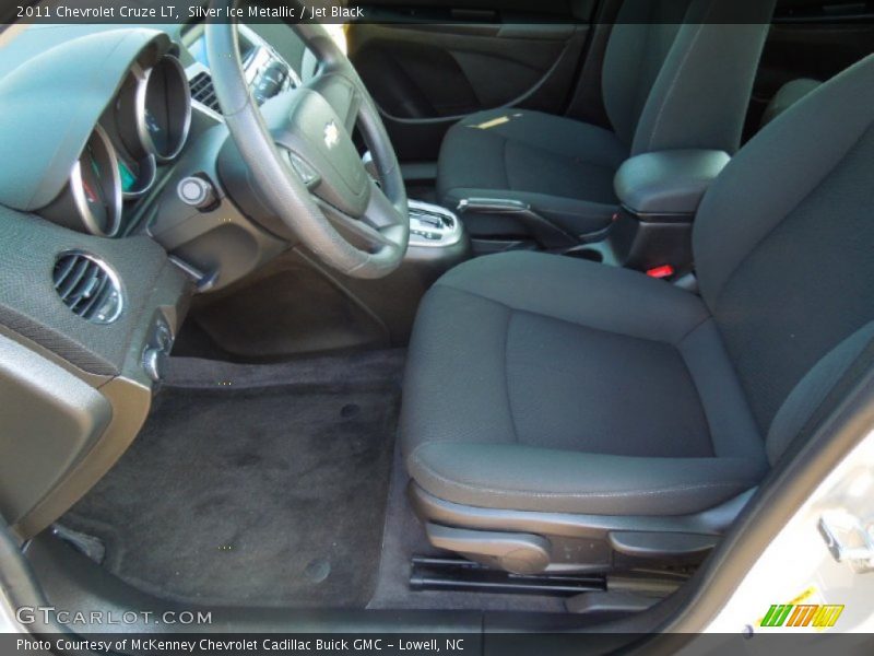 Silver Ice Metallic / Jet Black 2011 Chevrolet Cruze LT
