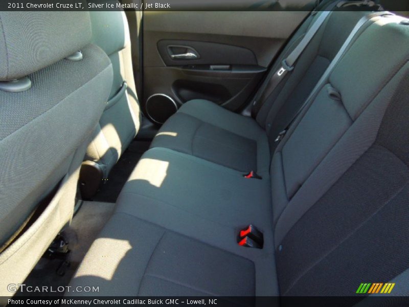 Silver Ice Metallic / Jet Black 2011 Chevrolet Cruze LT
